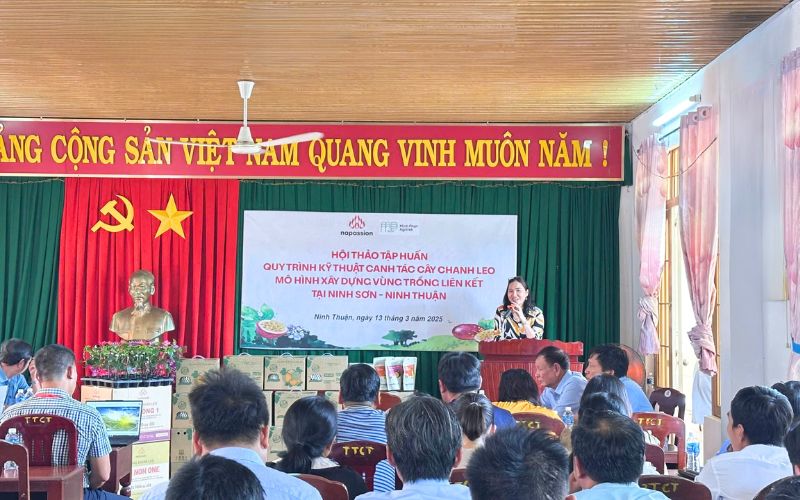 hội thảo tập huấn quảng bá sản phẩm cây giống chanh leo nafoods đến bà con nông dân